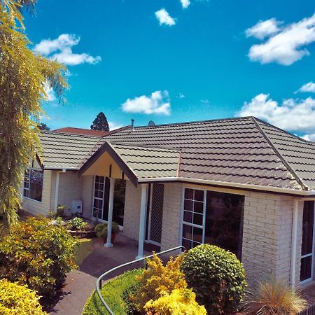 Tui House Villa Taupo Eksteriør bilde