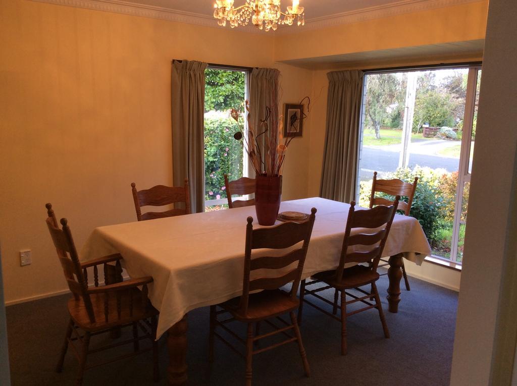 Tui House Villa Taupo Eksteriør bilde