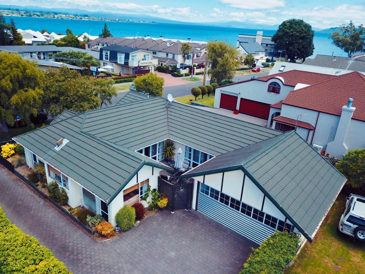 Tui House Villa Taupo Eksteriør bilde